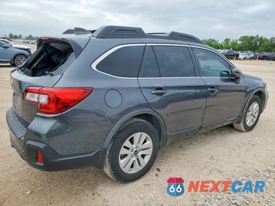 Trzecie zdjęcie samochodu z tyłu: 2019 SUBARU OUTBACK 2.5I PREMIUM VIN:4S4BSAHC2K3255219 - miniatura