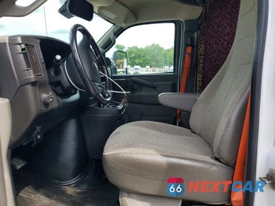 Zdjęcie 7 z 13 samochodu: 2022 CHEVROLET EXPRESS DELIVERY TRUCK VIN:1HA3GTC72NN004642 - miniatura