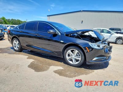 Czwarte zdjęcie samochodu z boku: 2018 BUICK REGAL PREFERRED VIN:W04GL6SX6J1096144 - miniatura