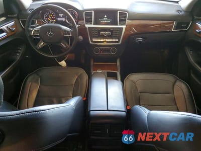 Zdjęcie 8 z 13 samochodu: 2014 MERCEDES-BENZ ML 550 4MATIC VIN:4JGDA7DB4EA335990 - miniatura