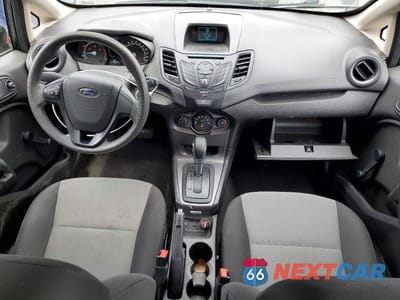 Zdjęcie 8 z 12 samochodu: 2016 FORD FIESTA S VIN:3FADP4AJ4GM148581 - miniatura