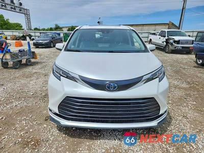 Piąte zdjęcie samochodu w środku: 2023 TOYOTA SIENNA XLE VIN:5TDJSKFC4PS094774 - miniatura