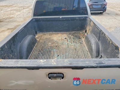 Zdjęcie 10 z 13 samochodu: 2004 CHEVROLET SILVERADO K1500 VIN:1GCEK14TX4Z156090 - miniatura