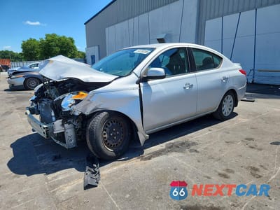 2014 NISSAN VERSA 1.6 SV 3N1CN7AP2EL845481 - główne zdjęcie licytacji z USA - miniatura