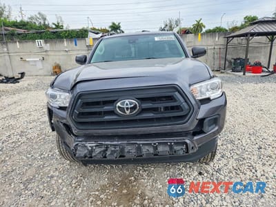 Piąte zdjęcie samochodu w środku: 2022 TOYOTA TACOMA SR V6 VIN:3TYRZ5CN3NT019961 - miniatura