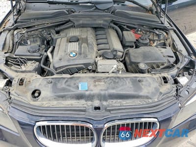 Zdjęcie 11 z 12 samochodu: 2010 BMW 528 XI VIN:WBANV1C50AC157951 - miniatura