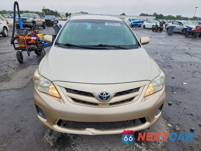 Piąte zdjęcie samochodu w środku: 2011 TOYOTA COROLLA LE VIN:2T1BU4EE2BC731451 - miniatura