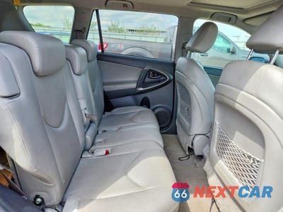 Zdjęcie 11 z 13 samochodu: 2009 TOYOTA RAV4 LIMITED VIN:JTMZF31V09D003780 - miniatura