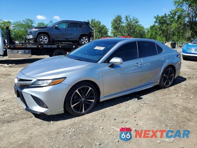 2019 TOYOTA CAMRY XSE 4T1B61HK9KU719404 - główne zdjęcie licytacji z USA - miniatura