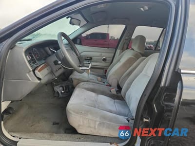 Zdjęcie 7 z 12 samochodu: 2005 FORD CROWN VICTORIA VIN:2FAFP73W65X130913 - miniatura