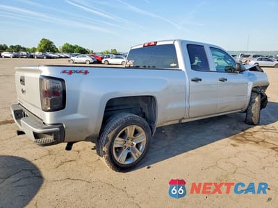 Trzecie zdjęcie samochodu z tyłu: 2017 CHEVROLET SILVERADO K1500 CUSTOM VIN:1GCVKPECXHZ201360 - miniatura