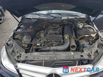 Zdjęcie 11 z 12 samochodu: 2012 MERCEDES-BENZ C 250 VIN:WDDGF4HBXCA629764 - miniatura