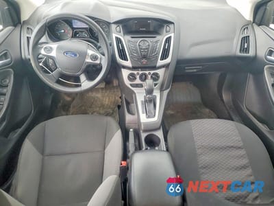 Zdjęcie 8 z 12 samochodu: 2014 FORD FOCUS SE VIN:1FADP3F27EL340295 - miniatura