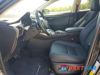 Zdjęcie 7 z 12 samochodu: 2021 LEXUS NX 300 BASE VIN:JTJDARDZ1M2251399 - miniatura