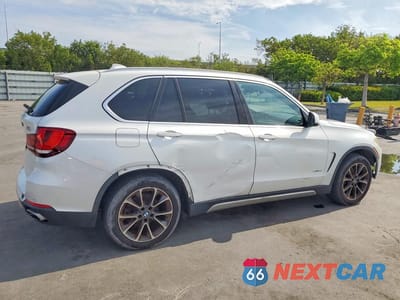 Trzecie zdjęcie samochodu z tyłu: 2018 BMW X5 SDRIVE35I VIN:5UXKR2C58J0Z20976 - miniatura