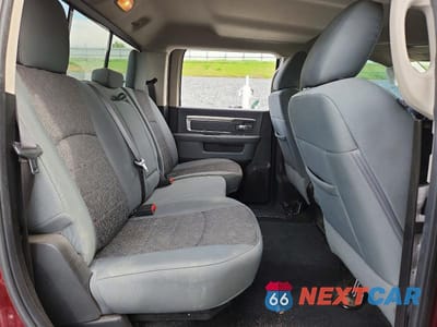 Zdjęcie 10 z 13 samochodu: 2017 RAM 1500 SLT VIN:3C6RR7LTXHG641201 - miniatura