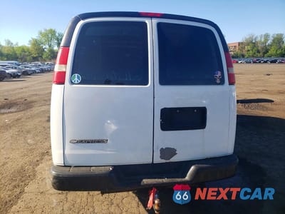Zdjęcie 6 z 13 samochodu: 2008 CHEV EXPRESS G3500 VIN:1GCHG35KX81158314 - miniatura