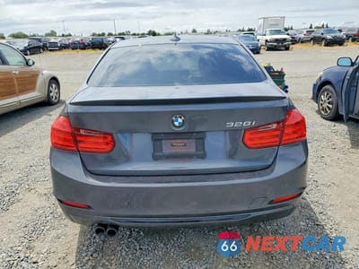 Zdjęcie 6 z 12 samochodu: 2013 BMW 3 SERIES VIN:WBA3A5C50DF352820 - miniatura