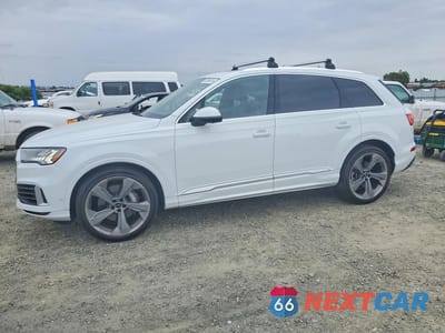 2020 AUDI Q7 PRESTIGE WA1VXAF72LD009401 - główne zdjęcie licytacji z USA - miniatura