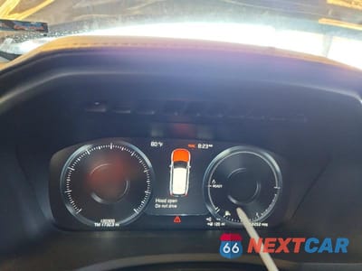 Zdjęcie 9 z 13 samochodu: 2018 VOLVO XC90 T8 VIN:YV4BR0PL1J1195372 - miniatura