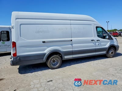 Trzecie zdjęcie samochodu z tyłu: 2017 FORD TRANSIT T-350 DELIVERY VAN VIN:1FTBF4XV9HKA33711 - miniatura