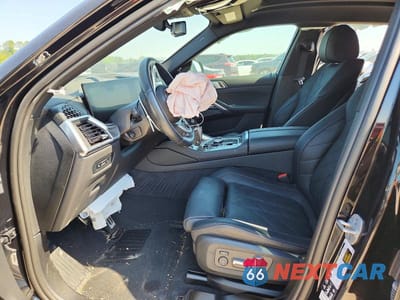 Zdjęcie 7 z 12 samochodu: 2025 BMW X6 XDRIVE40I VIN:5UX33EX09S9X77510 - miniatura
