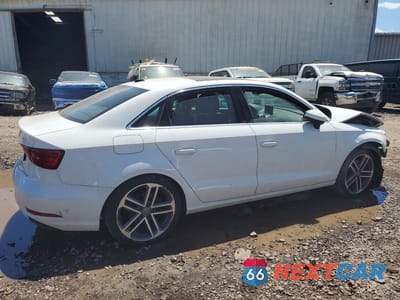 Trzecie zdjęcie samochodu z tyłu: 2019 AUDI A3 PREMIUM VIN:WAUAUGFF9K1012249 - miniatura
