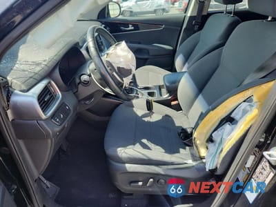 Zdjęcie 7 z 13 samochodu: 2020 KIA SORENTO LX VIN:5XYPG4A38LG645004 - miniatura