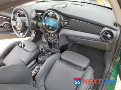Zdjęcie 8 z 13 samochodu: 2024 MINI COOPER S VIN:WMW53DH04R2V45769 - miniatura