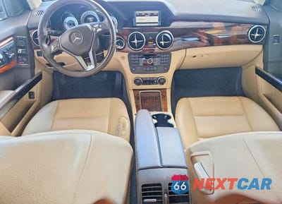 Zdjęcie 8 z 13 samochodu: 2013 MERCEDES-BENZ GLK 350 VIN:WDCGG5HB1DG047106 - miniatura