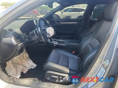 Zdjęcie 7 z 12 samochodu: 2020 HONDA ACCORD SPORT VIN:1HGCV1F35LA152183 - miniatura
