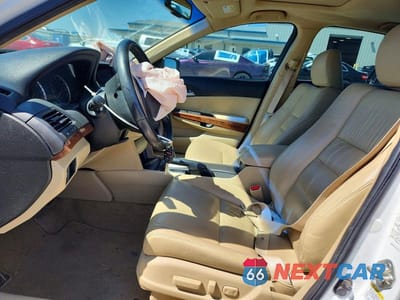 Zdjęcie 7 z 12 samochodu: 2012 HONDA ACCORD EXL VIN:1HGCP3F85CA033728 - miniatura