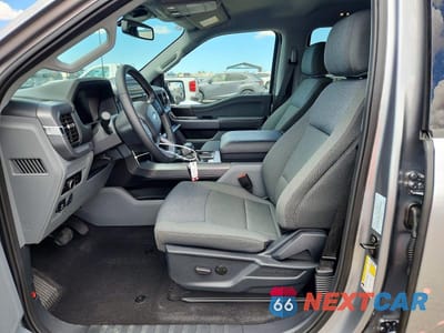 Zdjęcie 7 z 13 samochodu: 2025 FORD F150 LIGHTNING XLT VIN:1FTVW3LK6SWG28227 - miniatura