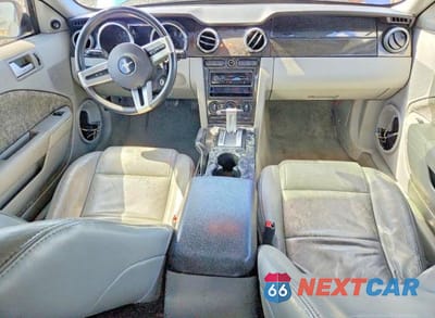 Zdjęcie 8 z 12 samochodu: 2008 FORD MUSTANG VIN:1ZVHT80NX85191071 - miniatura