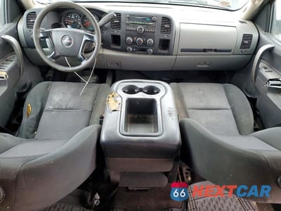 Zdjęcie 8 z 12 samochodu: 2013 GMC SIERRA C1500 SL VIN:3GTP1UEA9DG363676 - miniatura