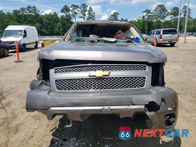 Piąte zdjęcie samochodu w środku: 2013 CHEVROLET TAHOE C1500 LTZ VIN:1GNSCCE05DR120427 - miniatura
