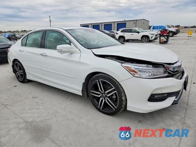 Czwarte zdjęcie samochodu z boku: 2016 HONDA ACCORD TOURING VIN:1HGCR3F93GA013289 - miniatura