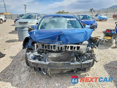 Piąte zdjęcie samochodu w środku: 2014 HYUNDAI ELANTRA GT BASE VIN:KMHD35LH0EU229779 - miniatura