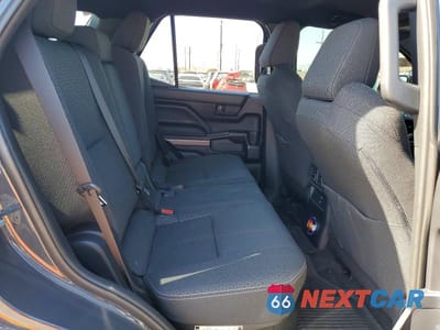 Zdjęcie 11 z 13 samochodu: 2025 TOYOTA 4RUNNER SR5 VIN:JTEVA5BR2S5069608 - miniatura