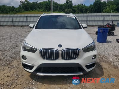 Piąte zdjęcie samochodu w środku: 2018 BMW X1 SDRIVE28I VIN:WBXHU7C31J5L07738 - miniatura