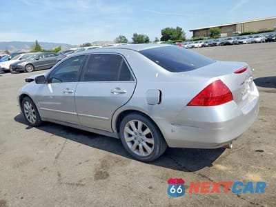 Drugie zdjęcie samochodu z przodu: 2006 HONDA ACCORD LX VIN:1HGCM66306A062010 - miniatura