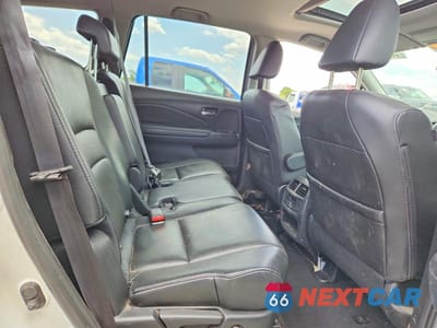 Zdjęcie 11 z 13 samochodu: 2017 HONDA PILOT EXL VIN:5FNYF6H50HB015809 - miniatura