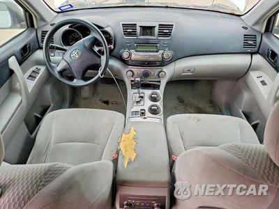 Zdjęcie 8 z 12 samochodu: 2010 TOYOTA HIGHLANDER VIN:5TDZA3EH2AS005039 - miniatura