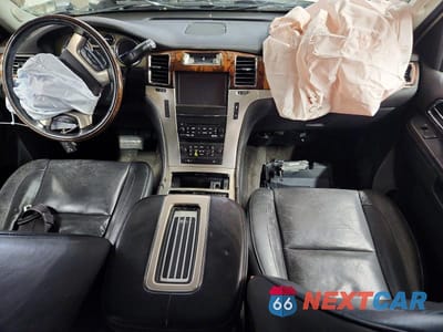 Zdjęcie 8 z 14 samochodu: 2014 CADILLAC ESCALADE ESV PLATINUM VIN:1GYS4KEF8ER112547 - miniatura