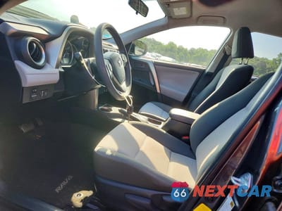 Zdjęcie 7 z 13 samochodu: 2014 TOYOTA RAV4 LE VIN:JTMZFREV7EJ000626 - miniatura