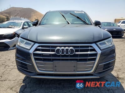 Piąte zdjęcie samochodu w środku: 2018 AUDI Q5 PREMIUM PLUS VIN:WA1BNAFY1J2055019 - miniatura