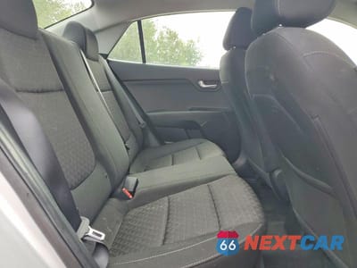 Zdjęcie 10 z 12 samochodu: 2020 KIA RIO LX VIN:3KPA24AD6LE328607 - miniatura