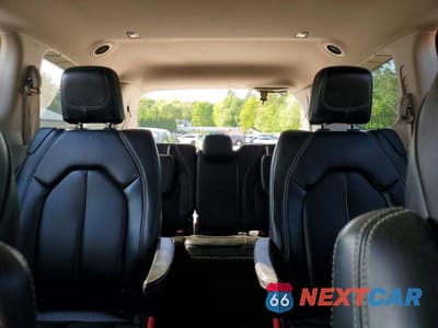 Zdjęcie 10 z 14 samochodu: 2020 CHRYSLER VOYAGER LXI VIN:2C4RC1DG7LR163315 - miniatura