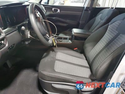 Zdjęcie 7 z 14 samochodu: 2021 KIA SORENTO LX VIN:5XYRGDLC7MG002473 - miniatura
