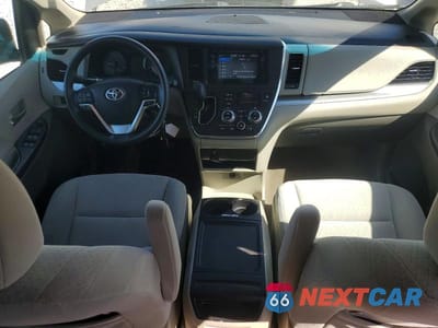 Zdjęcie 8 z 13 samochodu: 2016 TOYOTA SIENNA LE VIN:5TDJK3DC1GS134883 - miniatura